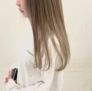 カラー 窪田 椋介のヘアスタイル