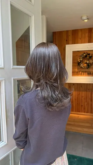 ロング カラー ミディアムレイヤー/ 艶カラー🎀　emiのヘアスタイル