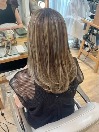 セミロング カラー ヘアアレンジ ハイトーンピンク🍑 ブリーチ🍑RINAのヘアスタイル
