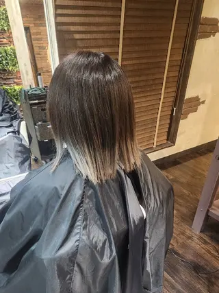 ミディアム カラー Calbari 鎌田美歩のヘアスタイル