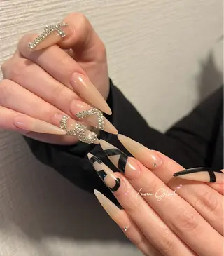 ネイル Luna Gladeのネイルデザイン