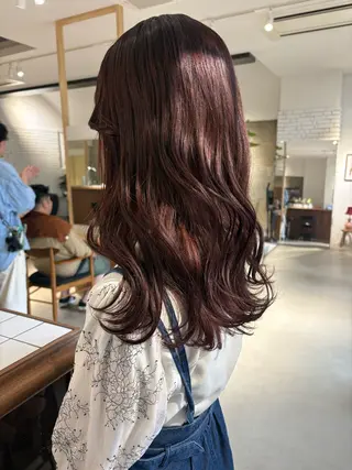 ロング Yui⭐️ 透け感カラーのヘアスタイル
