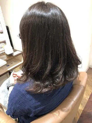 ミディアム パーマ 中村 玲美のヘアスタイル