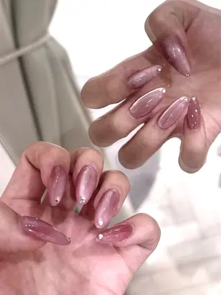 ネイル 岸 柚花のネイルデザイン