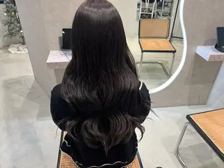 カラー 福島 果音のヘアスタイル
