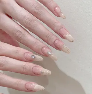 ネイル Pure&Rich Nailのネイルデザイン