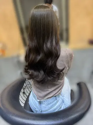 セミロング カラー 艶感カラー/縮毛矯正 髪質改善/三ツ木一生のヘアスタイル