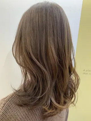 ミディアム カラー hub hair レイヤー/透明感のヘアスタイル