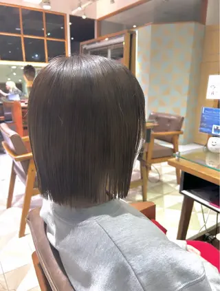ミディアム 吉水 彩乃 /ボブ/艶感カラーのヘアスタイル
