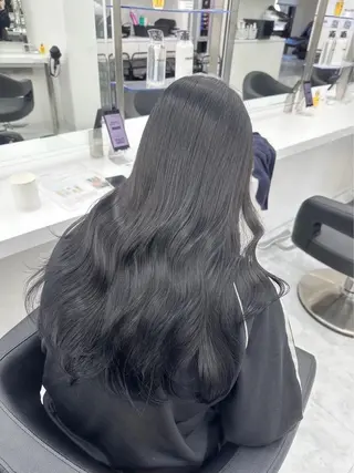 ロング カラー 盛れる上質ワンホン ヘア🤍YUME🤍のヘアスタイル