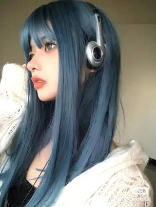 ロング カラー ブリーチカラー 🩵MIZUKIのヘアスタイル