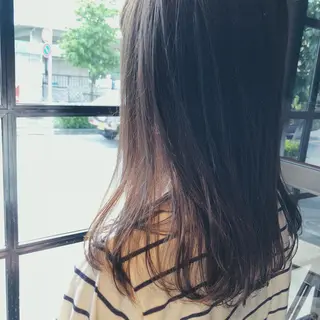 ミディアム カラー 吉川 愛美李のヘアスタイル