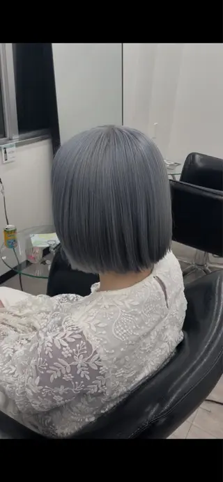 ショート カラー 近藤 慧依のヘアスタイル