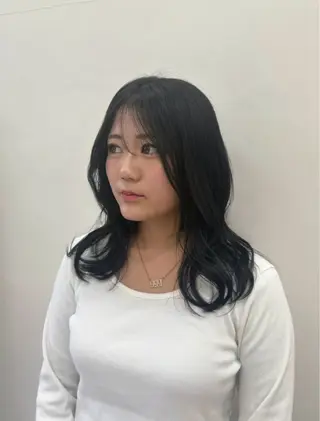 セミロング カラー momo / カラーモデルのヘアスタイル
