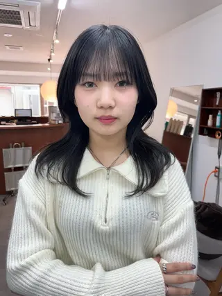 ミディアム 🟣niw SHUNNA🟣のヘアスタイル
