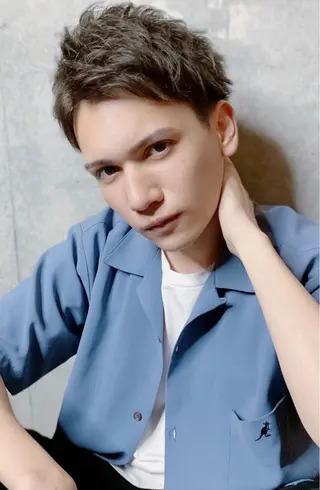 ショート カラー パーマ メンズ 根津、表参道2店舗 店長　内見 加瑞磨のヘアスタイル