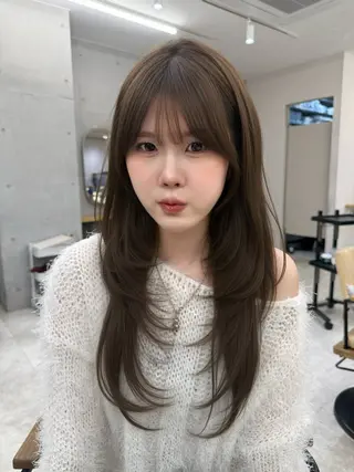 ロング ゆい 似合わせカットのヘアスタイル