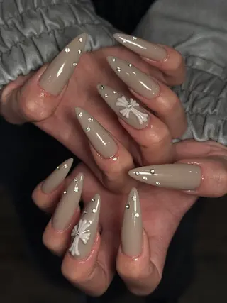 ネイル 長さ出し専門 nynaのネイルデザイン