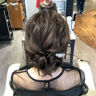 セミロング ヘアアレンジ 金子 富士のヘアスタイル