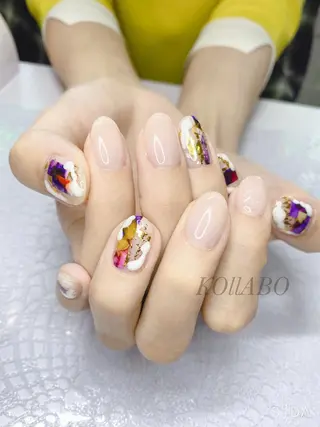 ネイル KOLLABO nailのネイルデザイン
