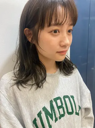 ミディアム カラー Hareru 豊田 修廣のヘアスタイル