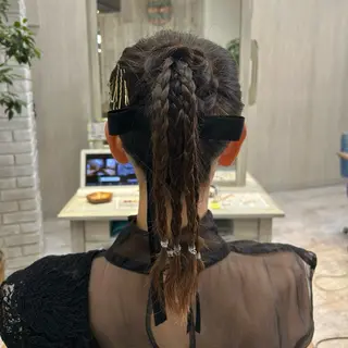 ヘアアレンジ 🫧透け感⋆艶髪💎 山口アヤカのヘアスタイル