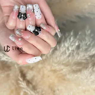 ネイル 山田 真里のネイルデザイン