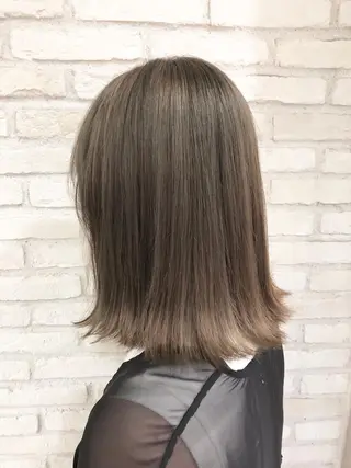 ミディアム カラー HAUS 片山みほのヘアスタイル