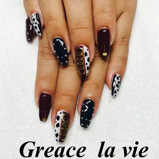 ロング カラー パーマ ヘアアレンジ キッズ ネイル マツエク・マツパ Greace  la vieのネイルデザイン