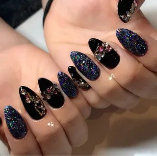ネイル glitter na ils AYAのネイルデザイン