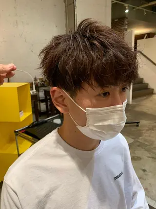 ショート カラー パーマ メンズ メンズカット　文山 翔世のヘアスタイル