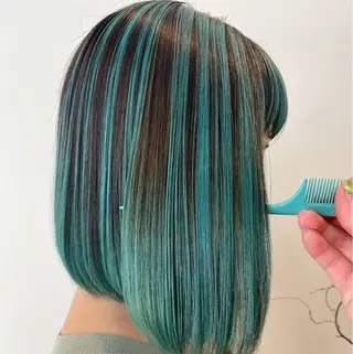 ショート カラー ブリーチ👩🦳/ ✂︎MANAMIのヘアスタイル
