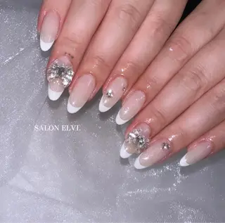 ネイル SALON ELVI.のネイルデザイン