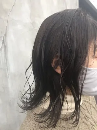 ミディアム カラー 山口 紗弥のヘアスタイル