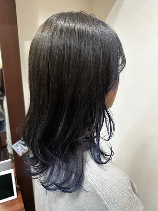 ミディアム カ ノのヘアスタイル