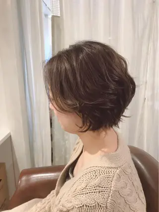 ショート 🌈elua yukaのヘアスタイル