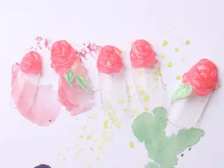 ネイル mano nella manoのネイルデザイン