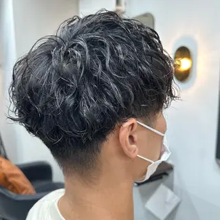 ショート パーマ メンズ 守屋 寿哉のヘアスタイル