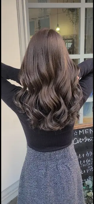 ロング cherie所属・バレイヤージュ/ ハイライト/大内格のヘアスタイル