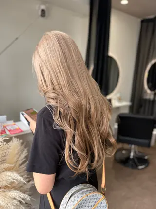 ロング 5月期間限定 今だけクーポンありのヘアスタイル