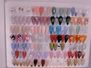 ネイル UMI ネイルサロン新宿🎀のネイルデザイン