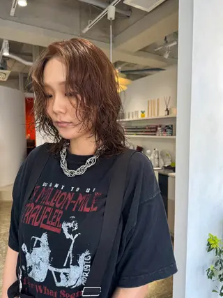 ミディアム パーマ 可愛いパーマスタイル といえばISSEYのヘアスタイル