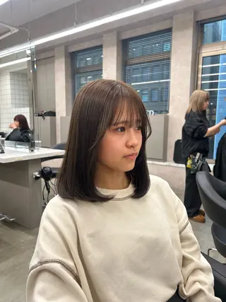 カラー 透明感ベージュ🤎 ナチュラルレイヤーのヘアスタイル