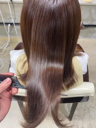 ロング 茜璃/ブリーチカラー /レイヤーカットのヘアスタイル