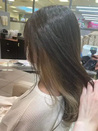 ロング カラー カネヒラ リョウスケのヘアスタイル
