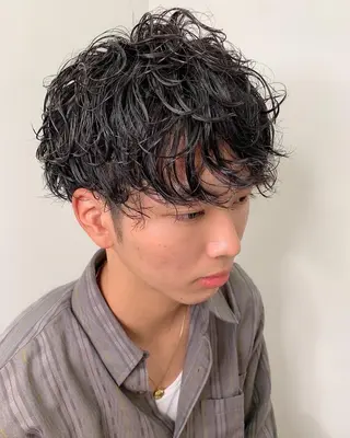 ショート パーマ メンズ イーストハムネオ高木 亮人🌿のヘアスタイル