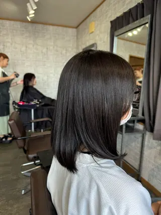 ミディアム 月館 怜奈のヘアスタイル