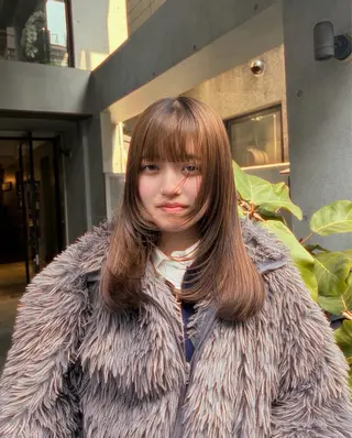 セミロング 柚音 nero hairのヘアスタイル