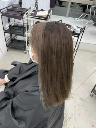 ミディアム カラー 岡留 愛美のヘアスタイル