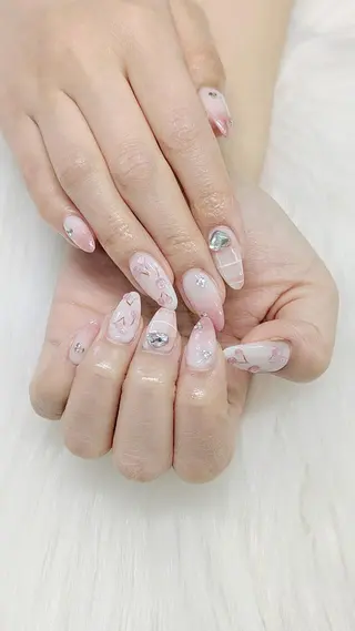 ネイル リラネイル Aikenのネイルデザイン